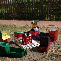 Grünes Band - blühender Kolonnenweg